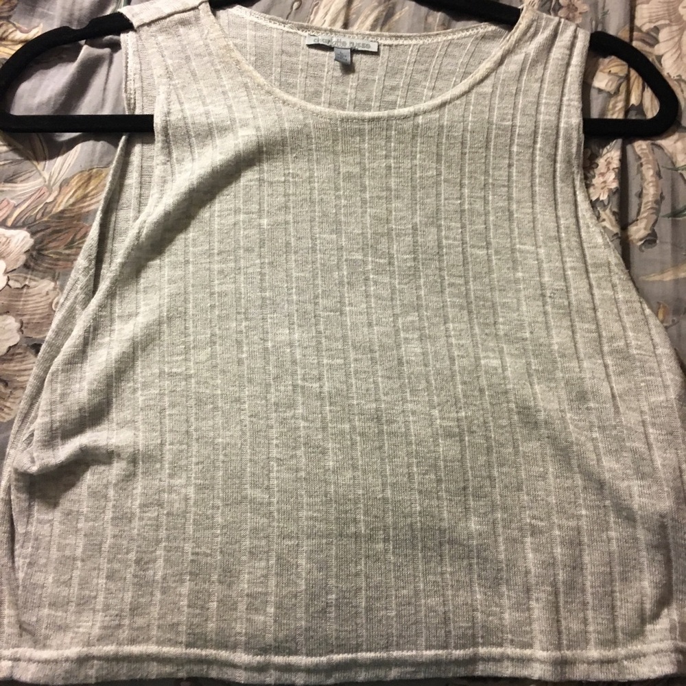 Gray crop top